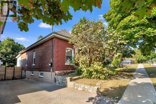 32 Terrace Hill Street, Brantford, ON - Outdoor