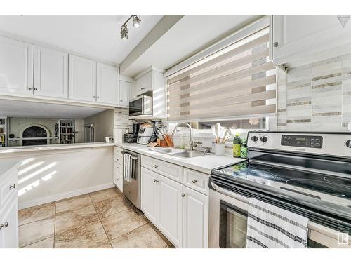 44 Mardale Cr, Sherwood Park, AB - Indoor Photo Showing Kitchen With Double Sink