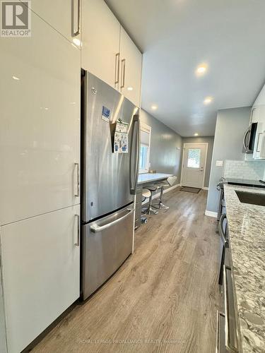 172 Byron Street, Quinte West, ON - Indoor Photo Showing Kitchen