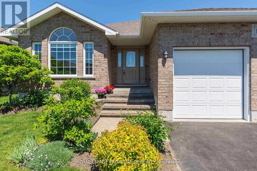 12 Crews Crescent, Quinte West, ON - Outdoor With Facade