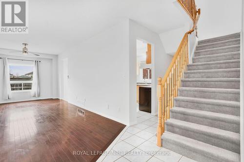 11 Meadow Wood Crescent, Hamilton, ON - Indoor Photo Showing Other Room