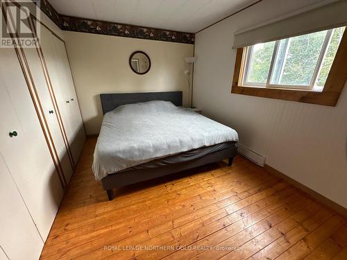 105 Fourth Street, Kirkland Lake, ON - Indoor Photo Showing Bedroom