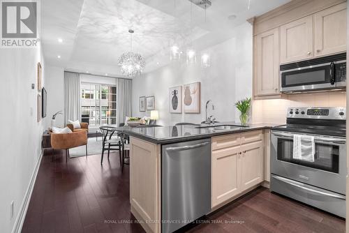 113 - 21 Burkebrook Place, Toronto, ON - Indoor Photo Showing Kitchen With Stainless Steel Kitchen With Upgraded Kitchen