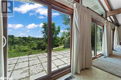 1098 Sideroad 15, Schomberg, ON -  Photo Showing Other Room