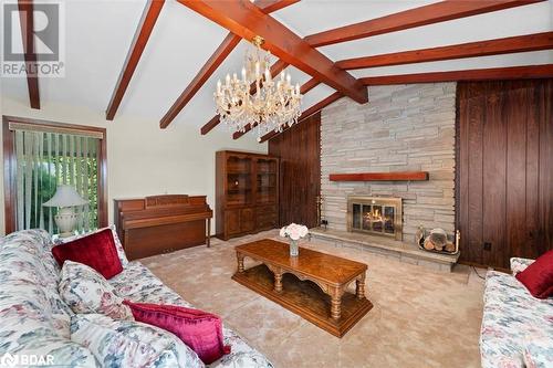 1098 Sideroad 15, Schomberg, ON - Indoor Photo Showing Living Room With Fireplace