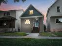 330 Lipton Street, Winnipeg, MB  - Outdoor With Facade 