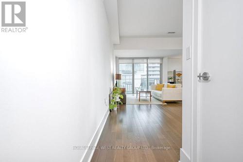 201 - 39 Queens Quay E, Toronto, ON - Indoor Photo Showing Other Room