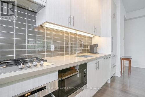 201 - 39 Queens Quay E, Toronto, ON - Indoor Photo Showing Kitchen With Upgraded Kitchen