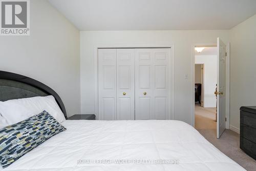 74 Hearthwood Crescent, Kitchener, ON - Indoor Photo Showing Bedroom