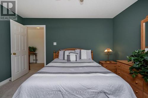 74 Hearthwood Crescent, Kitchener, ON - Indoor Photo Showing Bedroom