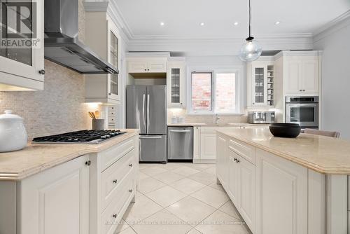 42 True Davidson Drive, Toronto, ON - Indoor Photo Showing Kitchen With Upgraded Kitchen