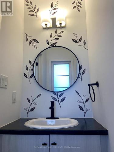 24 Wheatfield Road, Barrie, ON - Indoor Photo Showing Bathroom