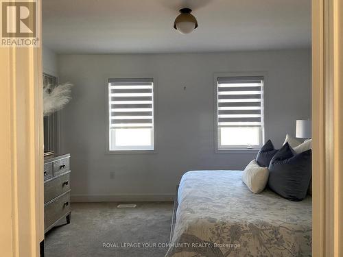 24 Wheatfield Road, Barrie, ON - Indoor Photo Showing Bedroom