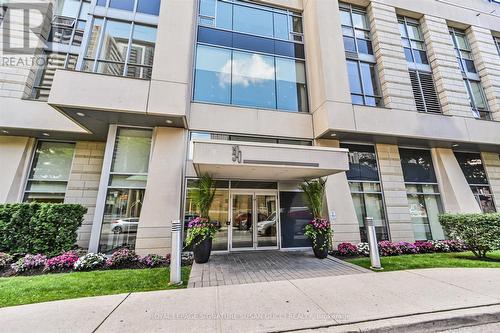 907 - 500 Sherbourne Street, Toronto, ON - Outdoor With Facade