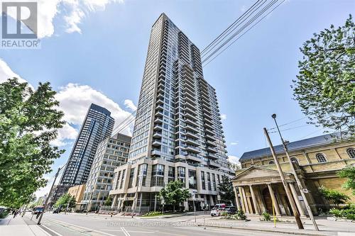 907 - 500 Sherbourne Street, Toronto, ON - Outdoor With Facade