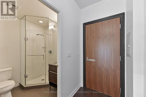 907 - 500 Sherbourne Street, Toronto, ON - Indoor Photo Showing Bathroom