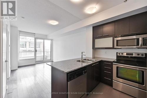 907 - 500 Sherbourne Street, Toronto, ON - Indoor Photo Showing Kitchen With Double Sink