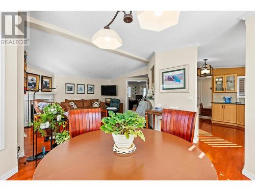 1002 11Th  N Avenue, Creston, BC - Indoor Photo Showing Dining Room