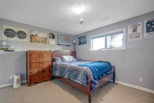 1620 Hatfield Avenue, Penticton, BC - Indoor Photo Showing Bedroom