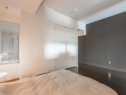 Master bedroom - 