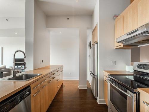 Kitchen - 509-7060 Rue Hutchison, Montréal (Villeray/Saint-Michel/Parc-Extension), QC - Indoor Photo Showing Kitchen