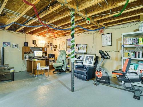 Salle familiale - 576 111E Avenue, Saint-Jérôme, QC - Indoor Photo Showing Basement