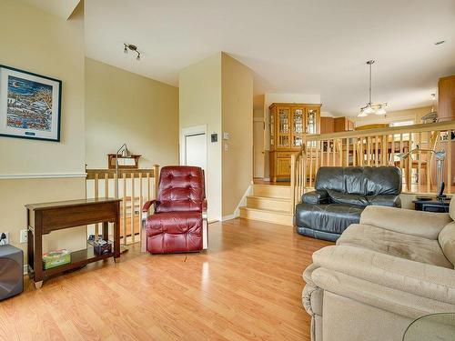 Salon - 576 111E Avenue, Saint-Jérôme, QC - Indoor Photo Showing Living Room