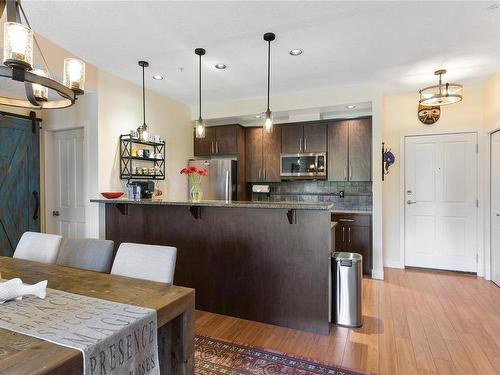 404-623 Treanor Ave, Langford, BC - Indoor Photo Showing Kitchen With Upgraded Kitchen