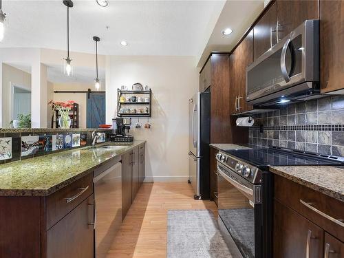 404-623 Treanor Ave, Langford, BC - Indoor Photo Showing Kitchen With Stainless Steel Kitchen With Upgraded Kitchen