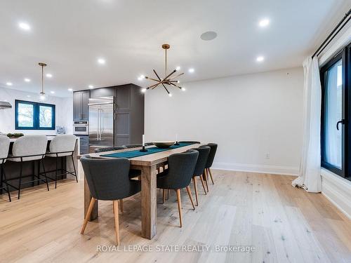 27 Hildegard Dr, Hamilton, ON - Indoor Photo Showing Dining Room