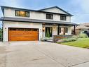 27 Hildegard Dr, Hamilton, ON  - Outdoor With Deck Patio Veranda With Facade 