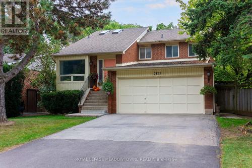 2822 Folkway Drive, Mississauga, ON - Outdoor With Facade