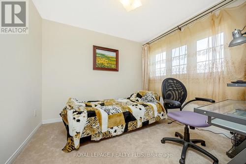 28 Eagleview Way, Halton Hills, ON - Indoor Photo Showing Bedroom