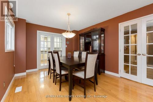 7271 Windrush Court, Mississauga, ON - Indoor Photo Showing Dining Room