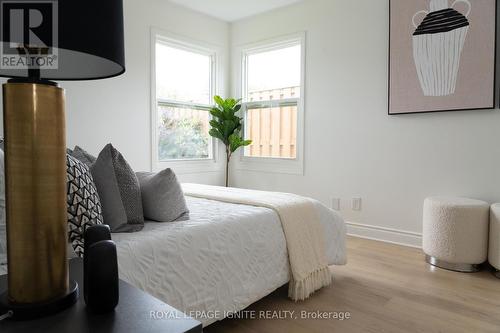 381 Victory Avenue, Welland, ON - Indoor Photo Showing Bedroom