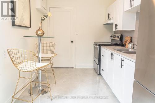 381 Victory Avenue, Welland, ON - Indoor Photo Showing Kitchen With Double Sink