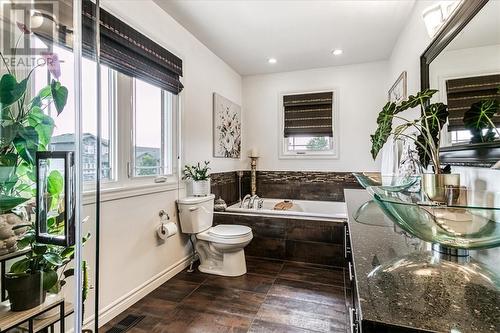 71 Shelbourne Street, Sudbury, ON - Indoor Photo Showing Bathroom