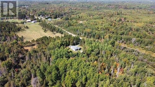 2777 Rabbit Trail Road, Markstay, ON 