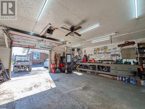 112 Picadilly Circle, Iroquois Falls, ON - Indoor Photo Showing Garage