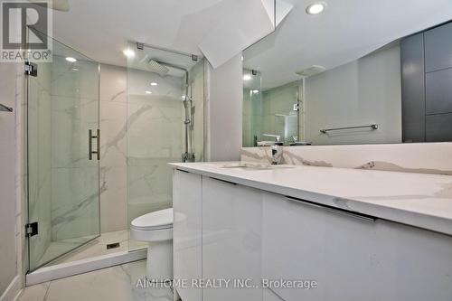 142 Ranee Avenue, Toronto, ON - Indoor Photo Showing Bathroom