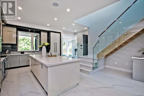 142 Ranee Avenue, Toronto, ON - Indoor Photo Showing Kitchen With Upgraded Kitchen