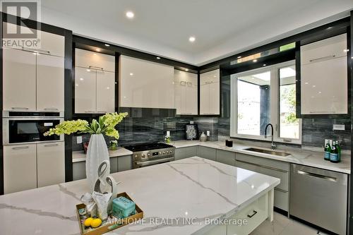 142 Ranee Avenue, Toronto, ON - Indoor Photo Showing Kitchen