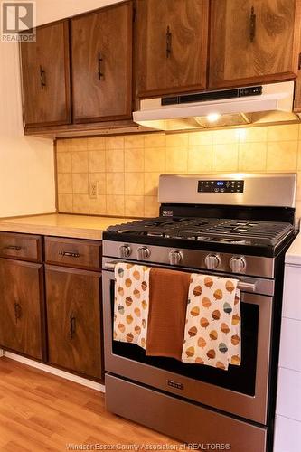 61 Miriam Court, Essex, ON - Indoor Photo Showing Kitchen