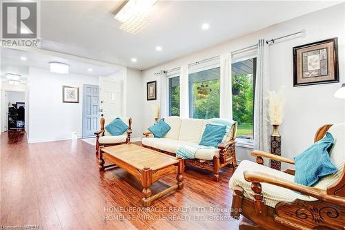 515490 2Nd Line, Amaranth, ON - Indoor Photo Showing Living Room