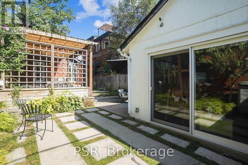 211 Herkimer Street, Hamilton, ON - Outdoor