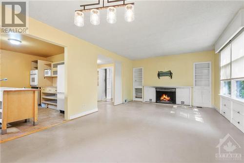 500 Edgeworth Avenue, Ottawa, ON - Indoor With Fireplace