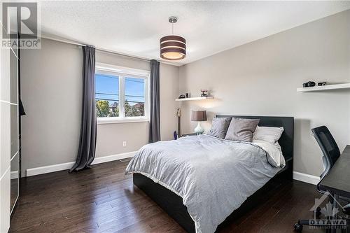 24 Greenpointe Drive, Ottawa, ON - Indoor Photo Showing Bedroom