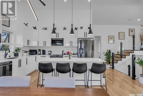 10 Walker Court, Battleford, SK - Indoor Photo Showing Kitchen With Upgraded Kitchen