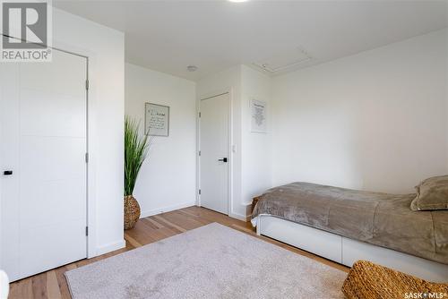 10 Walker Court, Battleford, SK - Indoor Photo Showing Bedroom