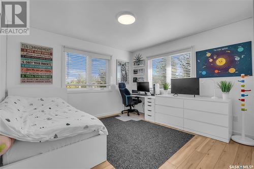 10 Walker Court, Battleford, SK - Indoor Photo Showing Bedroom